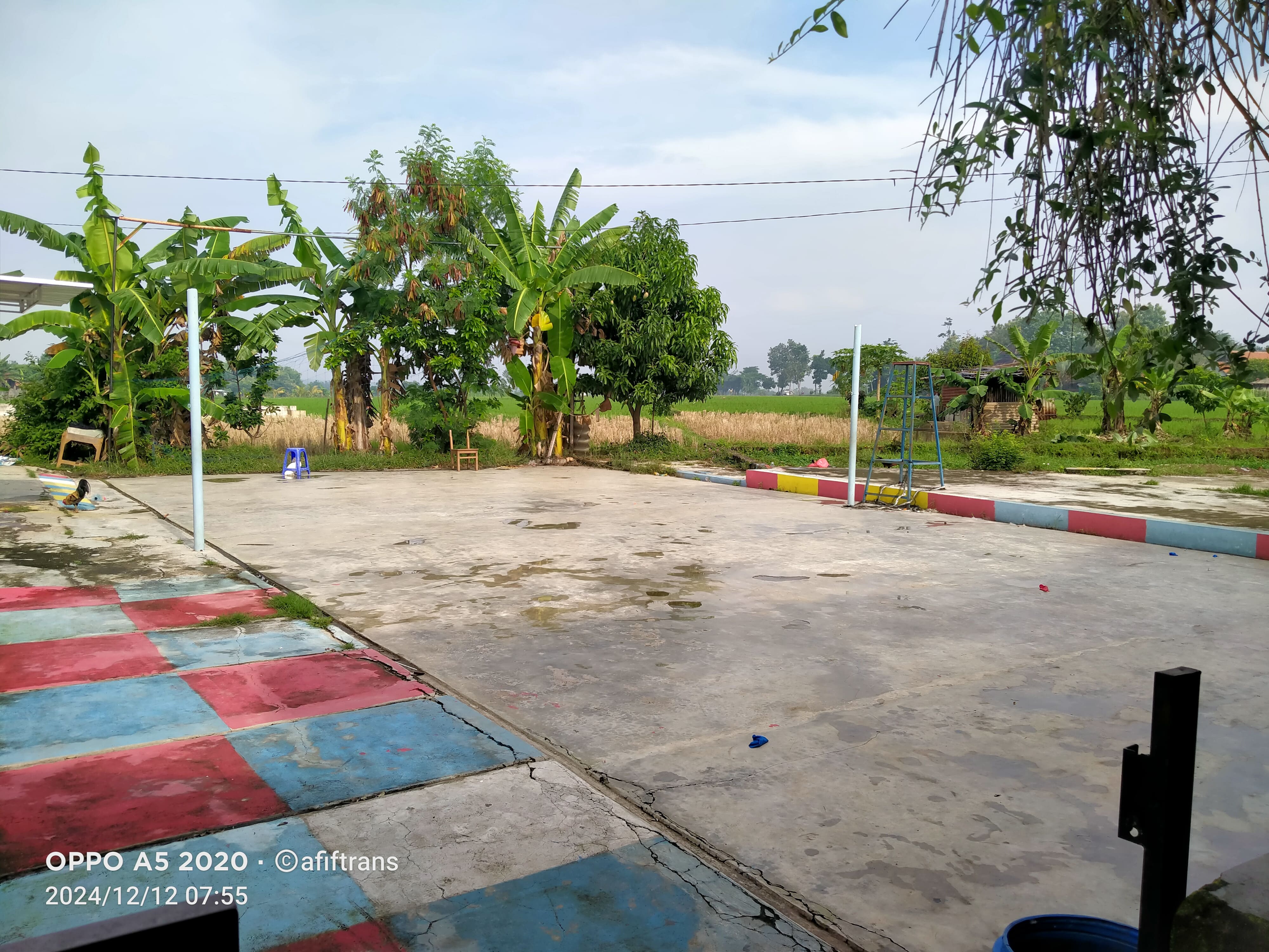 Lapangan bola voli mini untuk kegiatan ekstrakurikuler olahraga